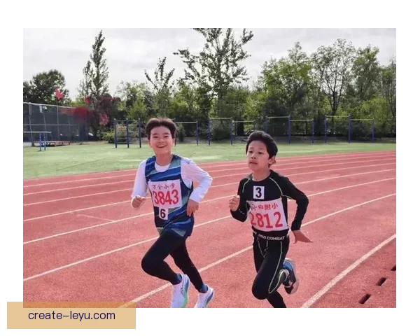 全力冲刺赛场精彩瞬现 国内外体育赛事激烈角逐