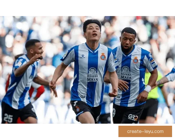 西班牙人俱乐部最新赛季发展动向与球队战略全解析